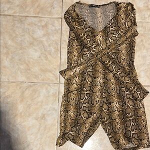 SHEIN Snake Print V-Neck jumpsuit
